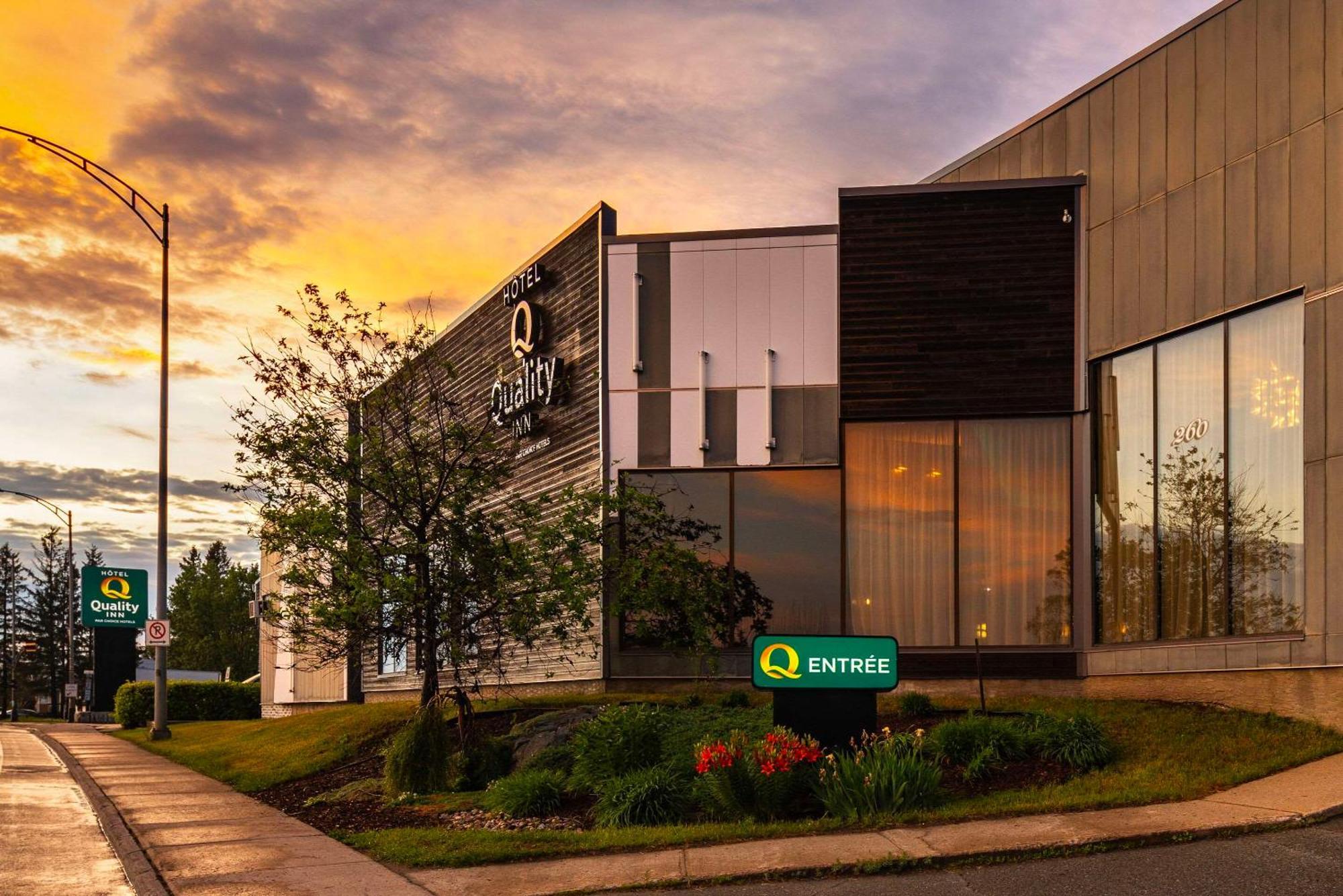 Quality Inn Rouyn-Noranda Esterno foto